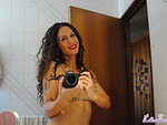 Nikki bikini. Nikki's selfmade photos of exposing her penish