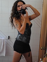 Nicole montero mirror mirror. Exciting tranny making photos of herself